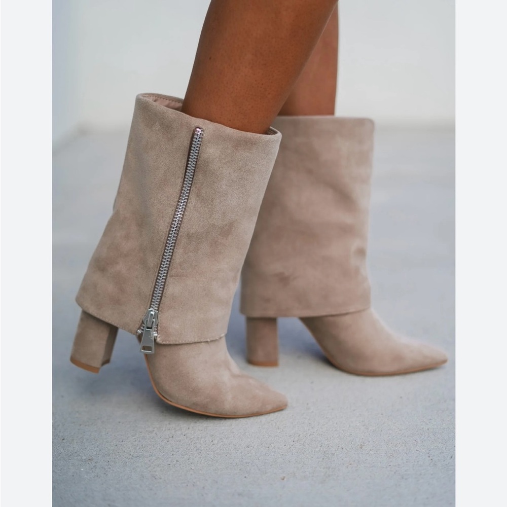 Yoki Tan Suede Heeled Boots NEW- Never Worn- 8.5